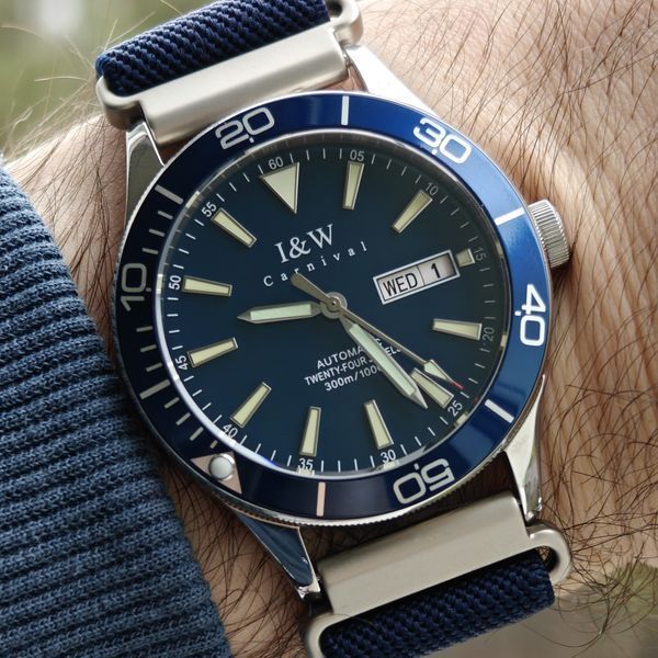 Чоловічий годинник Carnival BlueMarine Nylon Strap 10 Bar, 2 ремінці 788 фото