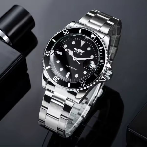 Чоловічий годинник Winner Basel Deluxe, 2 ремінці 700 фото