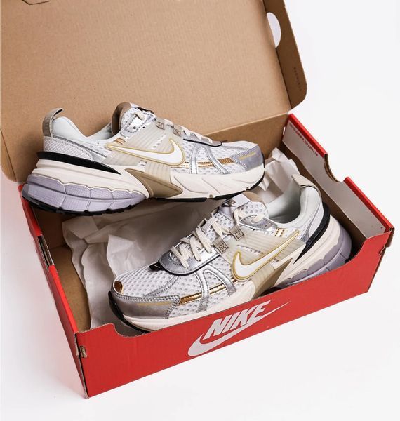 Кросівки жіночі Nike V2k Run 1434 фото