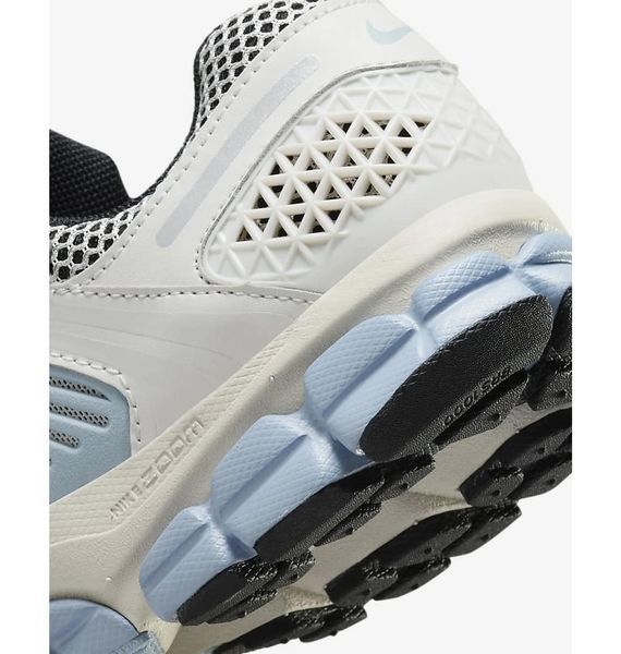 Кросівки жіночі Nike Zoom Vomero 5 1391 фото