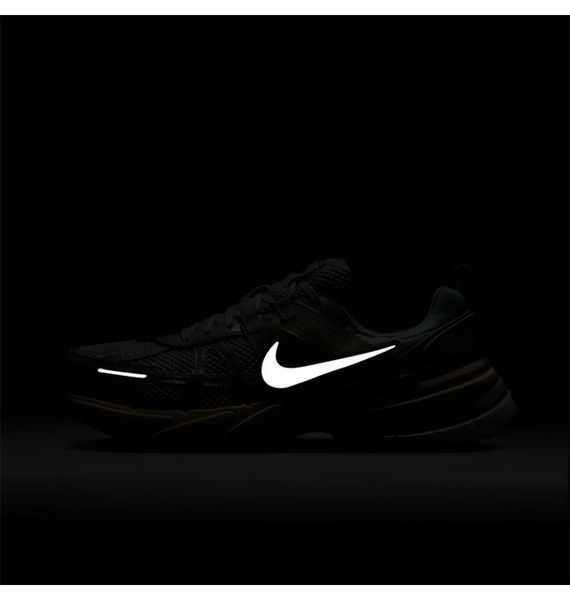 Кросівки для бігу жіночі Nike V2k Run 1729 фото