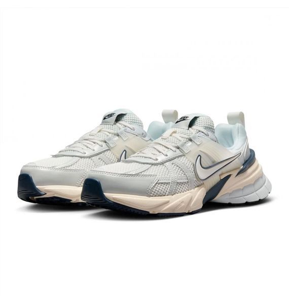 Кросівки для бігу жіночі Nike V2k Run 1729 фото