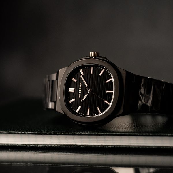 Чоловічий годинник Lee Cooper Brand Black 458 фото