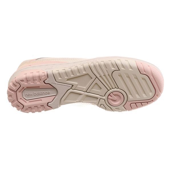 Кросівки жіночі New Balance 550 1102 фото