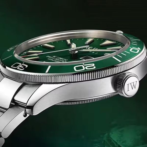 Чоловічий годинник Carnival Diver 10 Bar 609 фото