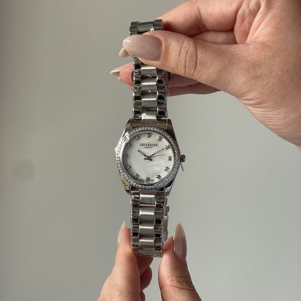Жіночий годинник Lee Cooper Santorini Silver 462 фото