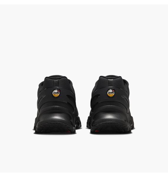 Кросівки чоловічі Nike Air Max Dn8 2495 фото