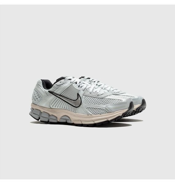 Кросівки жіночі Nike Wmns Zoom Vomero 5 White 1384 фото