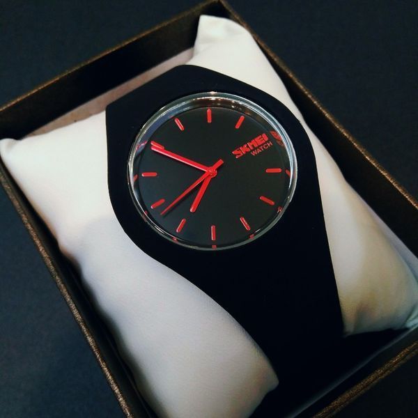 Жіночий годинник Skmei Rubber Black 9068 19 фото
