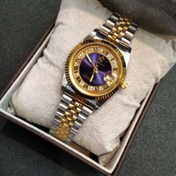 Жіночий годинник Reginald Crystal 21 фото