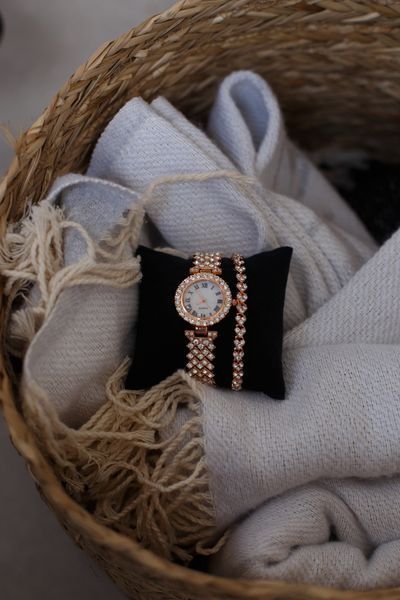 Жіночий годинник CL Queen 223 фото
