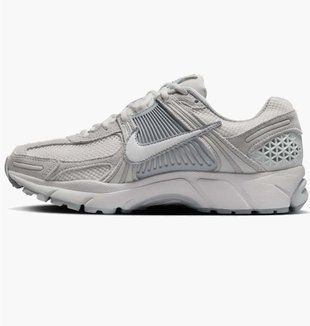 Кросівки унісекс Nike Zoom Vomero 5 1451 фото