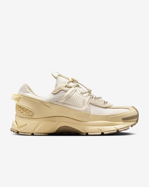Кросівки унісекс Nike Zoom Vomero Roam 2547 фото