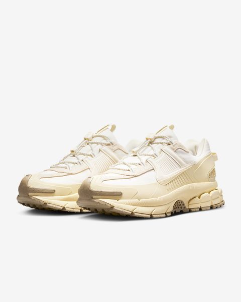 Кросівки унісекс Nike Zoom Vomero Roam 2547 фото