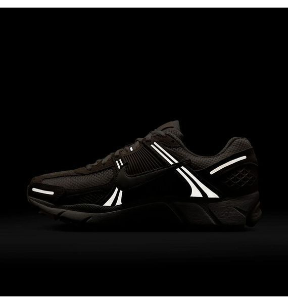 Кросівки жіночі Nike Zoom Vomero 5 1457 фото
