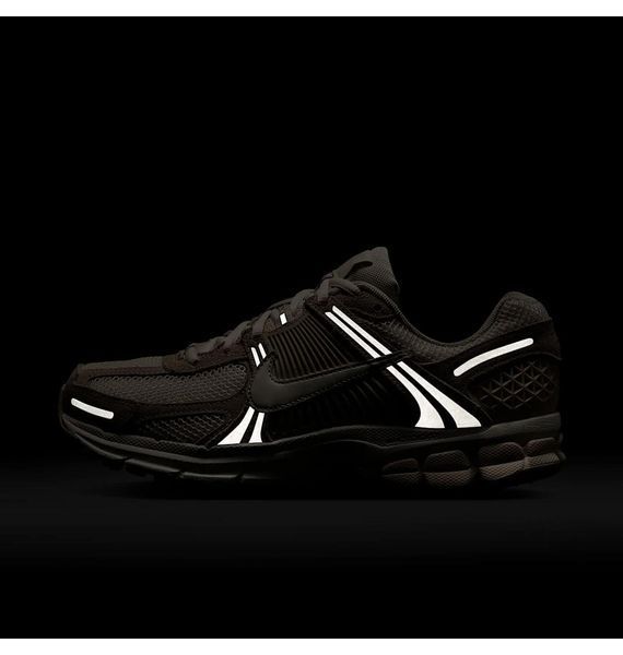 Кросівки жіночі Nike Zoom Vomero 5 1457 фото