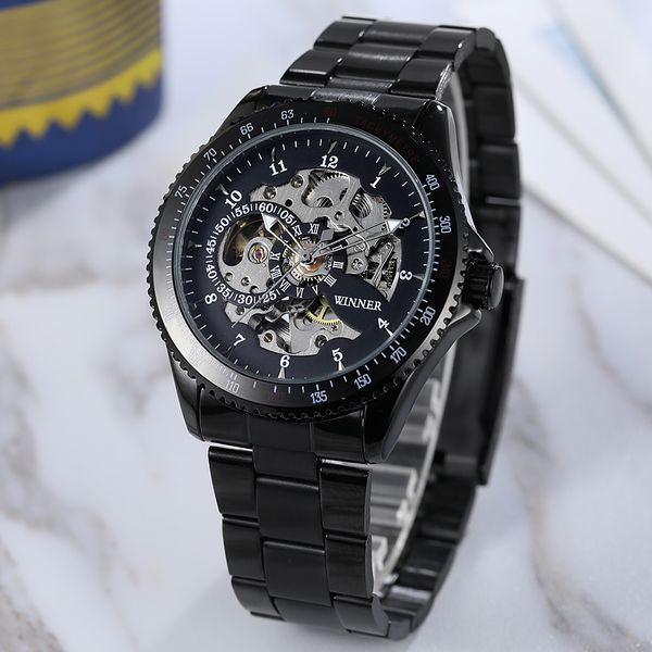 Чоловічий годинник Winner Fractal 681 фото