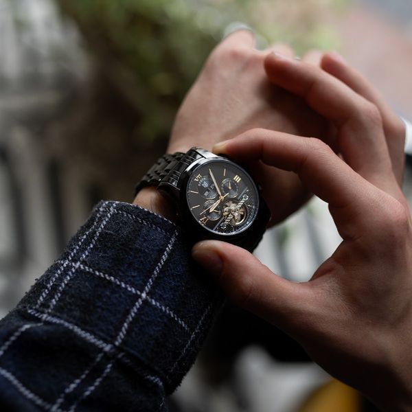 Чоловічий годинник Besta Classic 335 фото