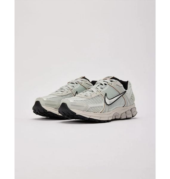 Кросівки жіночі Nike Zoom Vomero 5 1378 фото