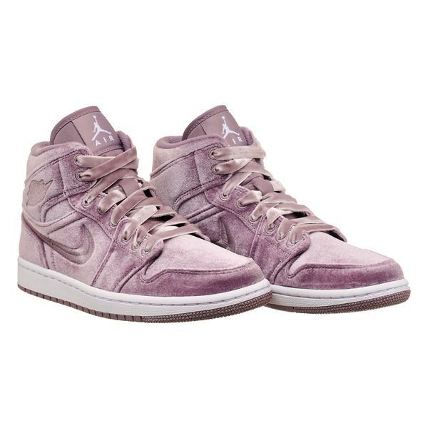 Кросівки жіночі Jordan Air 1 Mid Se 1249 фото